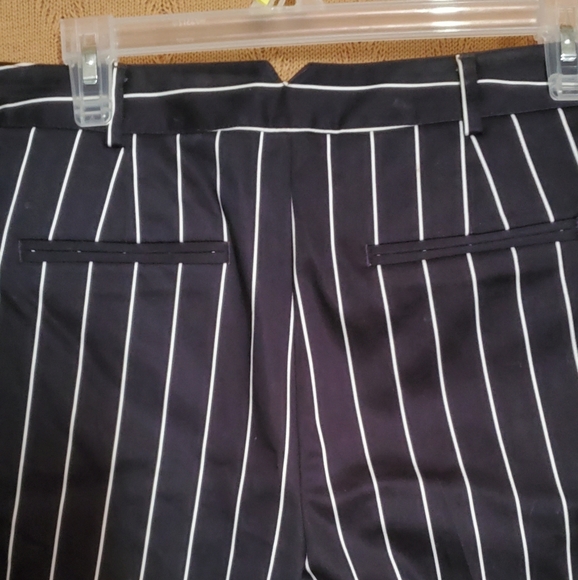 Dress Bermuda Shorts - Picture 2 of 6